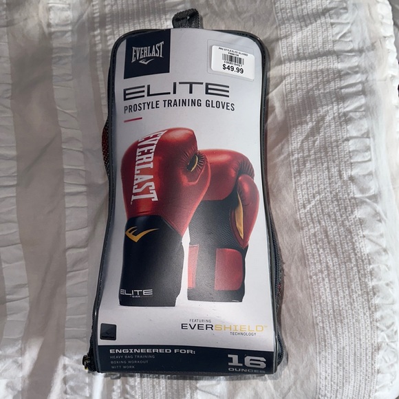 Everlast Other Everlast 6oz Red Boxing Gloves Poshmark